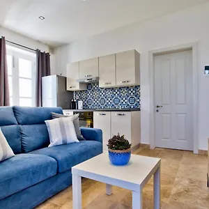 Ursula Apartments Self Catering Studios And 1-Br In Central Valletta By Tritoni Hotels Apartament